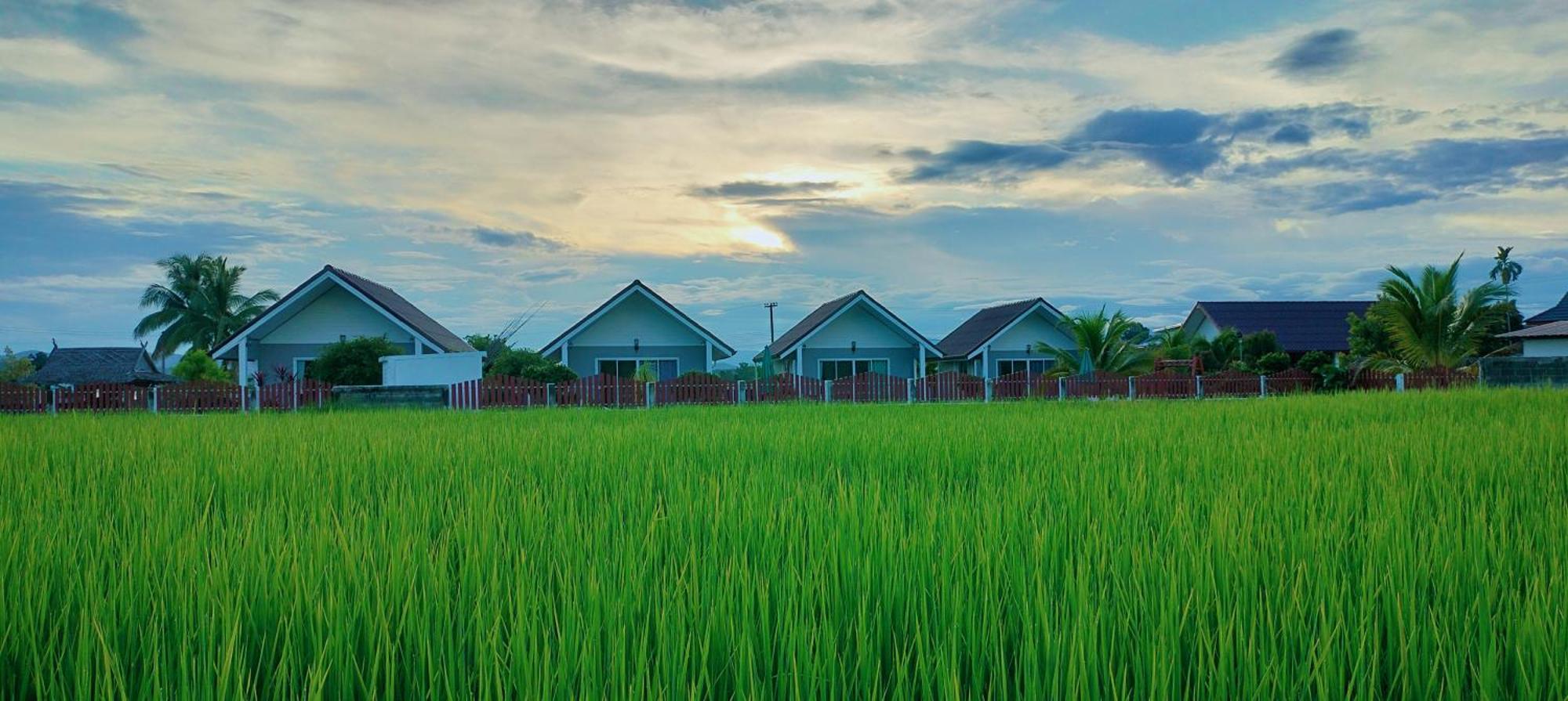 Poonsap Homestay Нан Екстер'єр фото